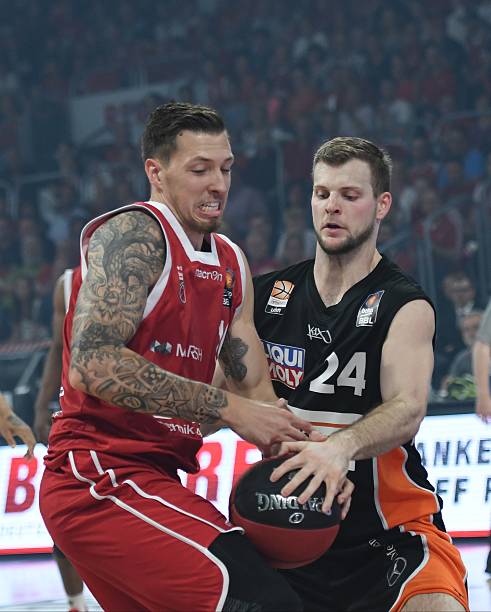 一名潜在明 一名潜在明