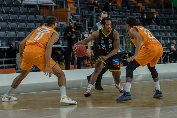 性和透明度 性和透明度